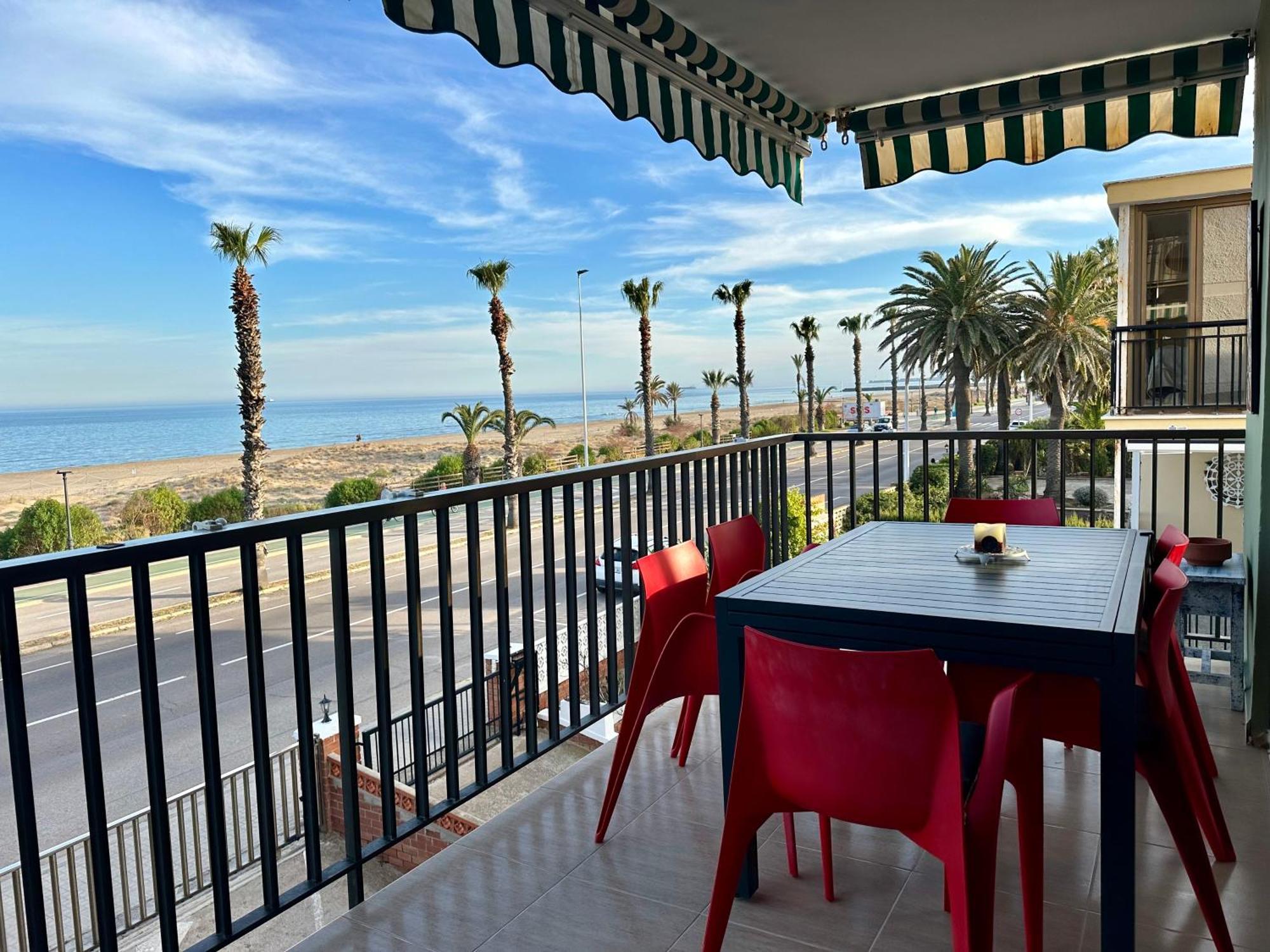Apartamento Frente Al Mar เบนิสกัสซิม ภายนอก รูปภาพ