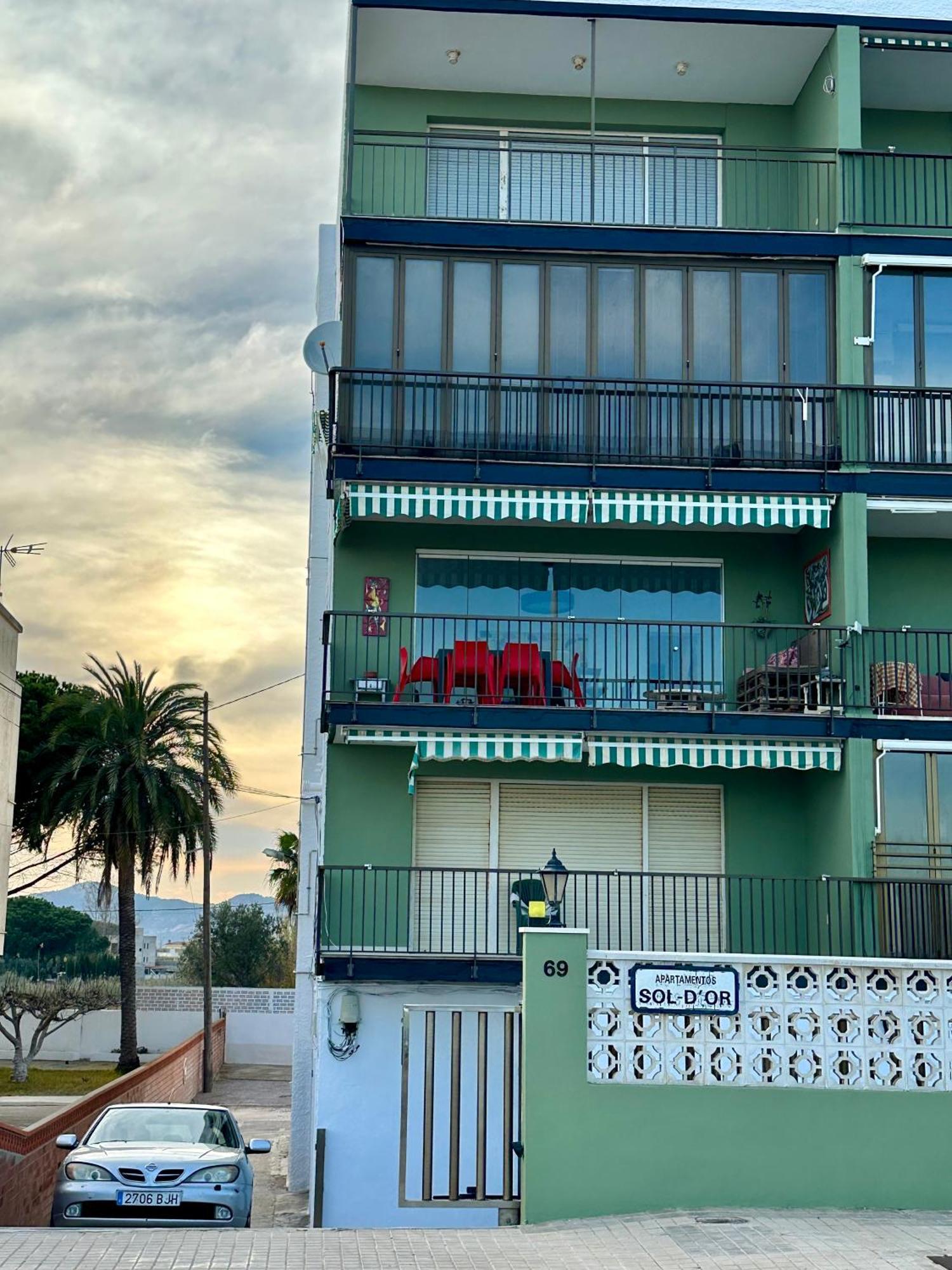Apartamento Frente Al Mar เบนิสกัสซิม ภายนอก รูปภาพ