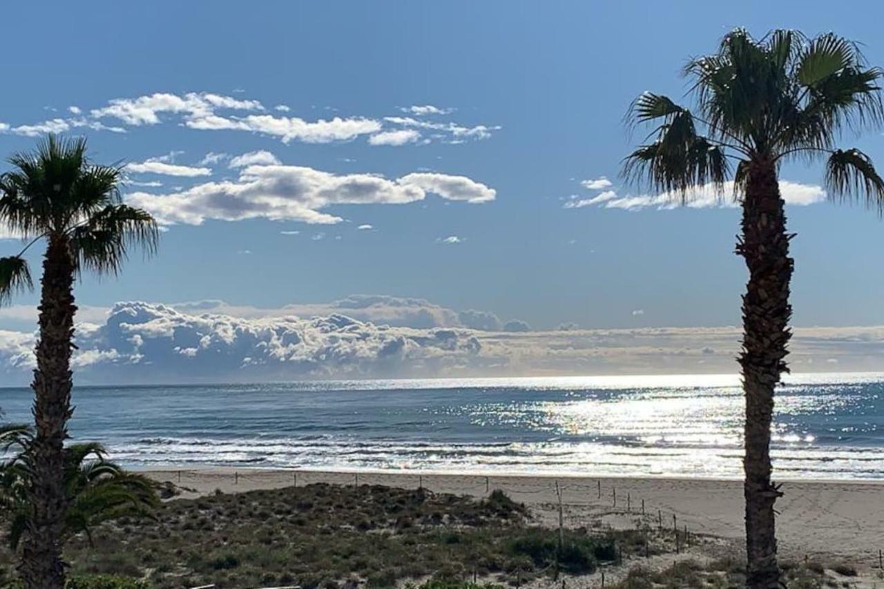 Apartamento Frente Al Mar เบนิสกัสซิม ภายนอก รูปภาพ